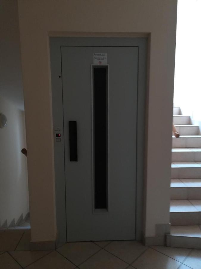 Homy Apartment In Buda, With Safe Garage And Terrace Budapeszt Zewnętrze zdjęcie