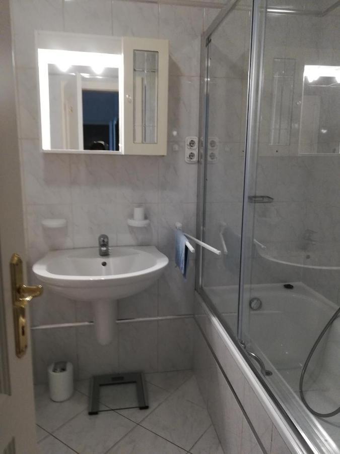 Homy Apartment In Buda, With Safe Garage And Terrace Budapeszt Zewnętrze zdjęcie